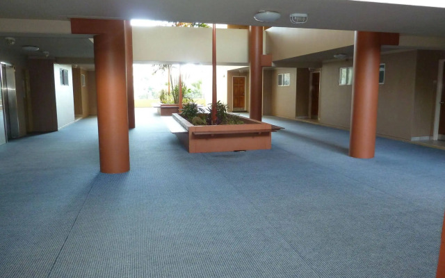 Cullen Bay Resort