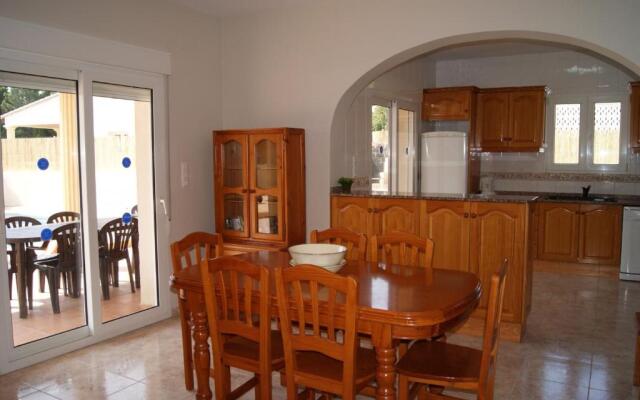 3315 - Villa Carolina