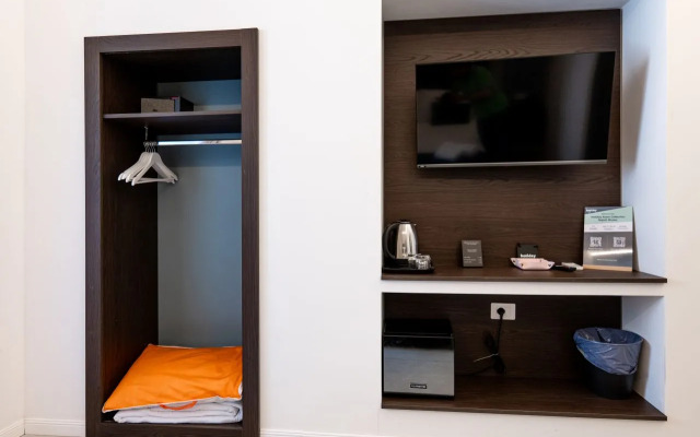 HOTIDAY Room Collection - Napoli Museo Suite