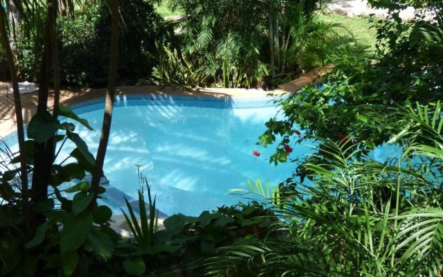 Romaya Condo Hotel
