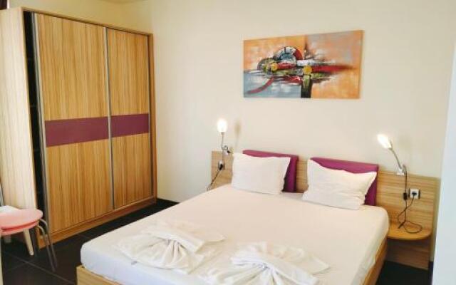 Mars Apartments in Complex Shipka