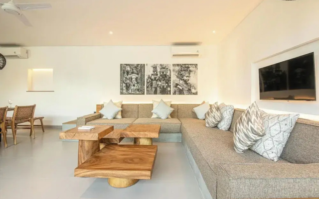 Stunning 6BR Canggu Villa 400m From the Beach