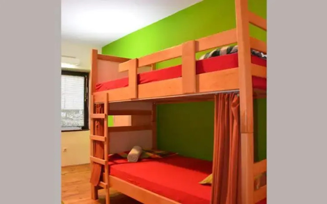 Hostel Kalonis