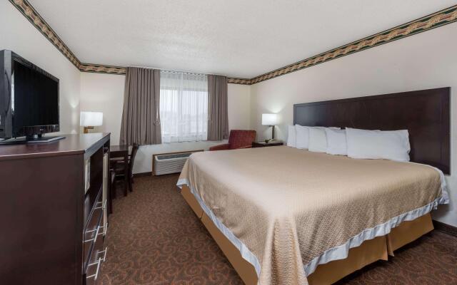 Days Inn by Wyndham Mexico