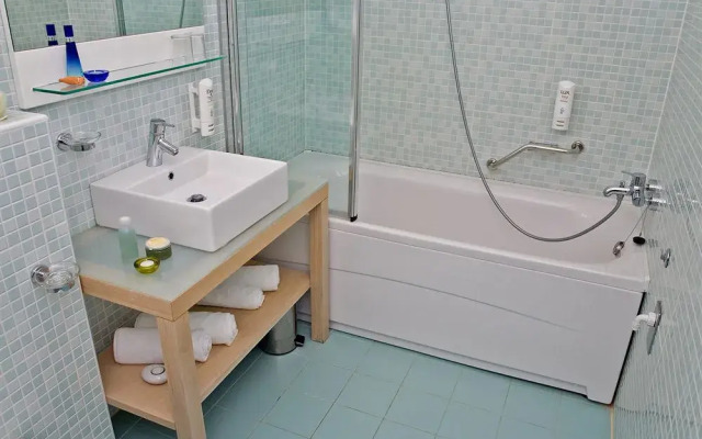 B2 Apartment Novi Spa