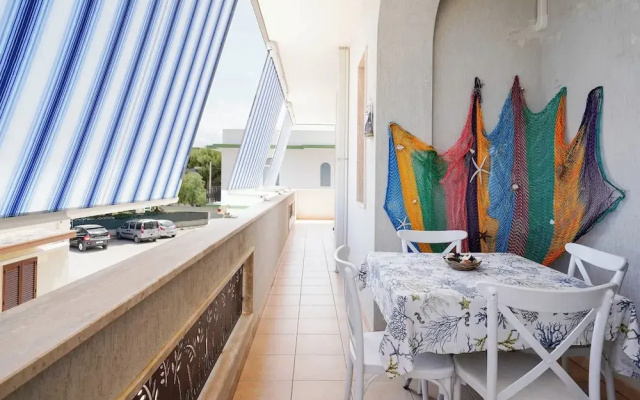 Appartamento a Torre Canne con balcone
