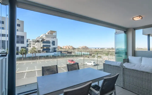 Apartment Right Next to Beach