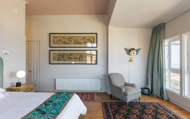 Casablu Hotel