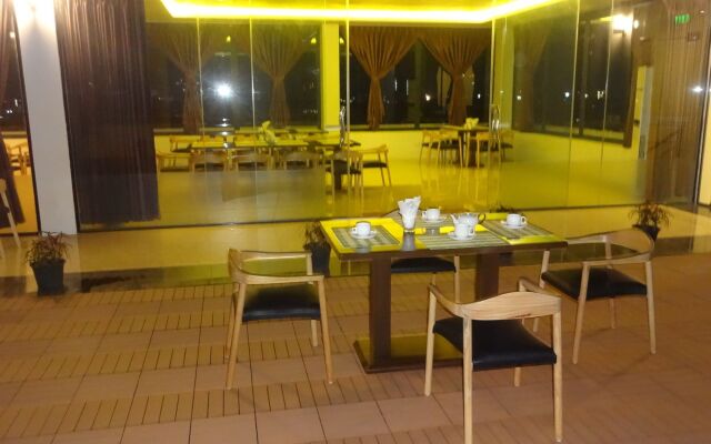 Virati Hotel