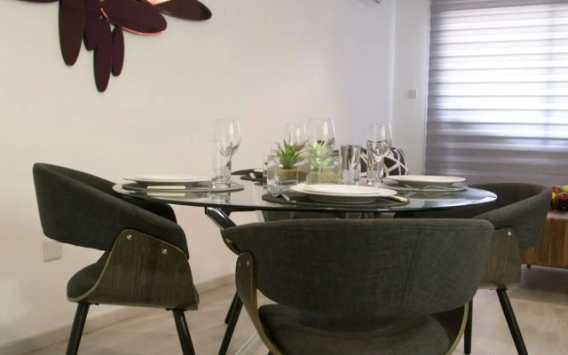 Corina Suites and Apartments