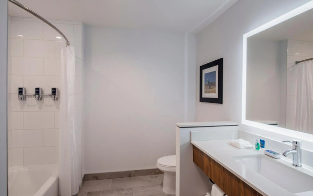 Four Points by Sheraton Grande Prairie