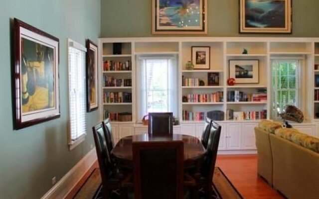 The Dolphin House Home