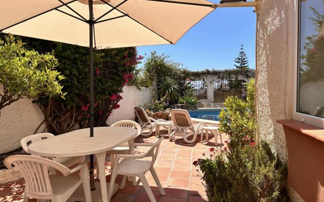 Chimenea 15 Apartments Casasol