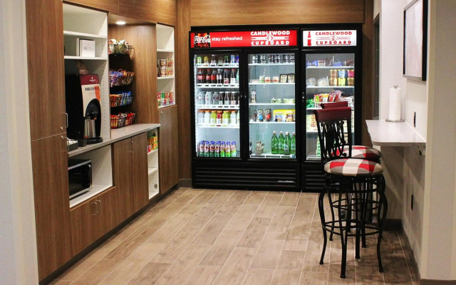 Candlewood Suites Fayetteville – University of Arkansas by IHG