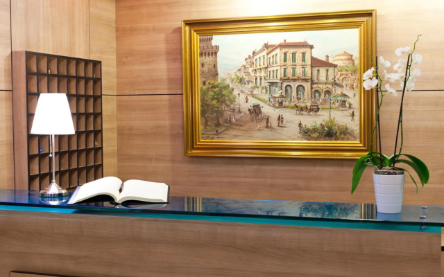 Athens Odeon Hotel