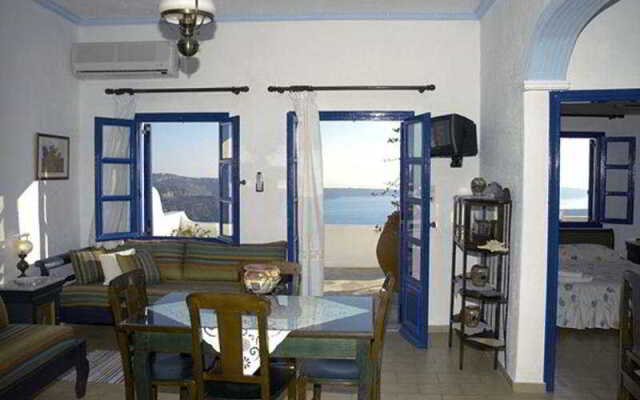 Irini's Villas Resort