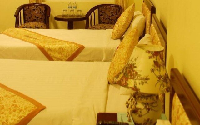 Hue Crown Boutique Hotel