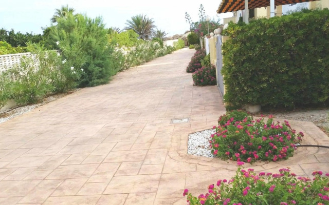 Residencial OlivalAcceso privado playa por jardín