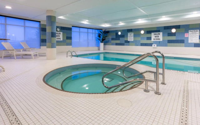 Holiday Inn Express & Suites Vaughan-Southwest by IHG