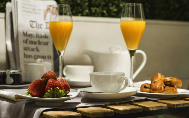 Hotel Xenia, Autograph Collection
