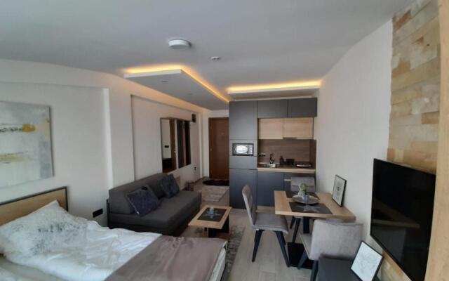 TeonaLux Milmari Resort P84