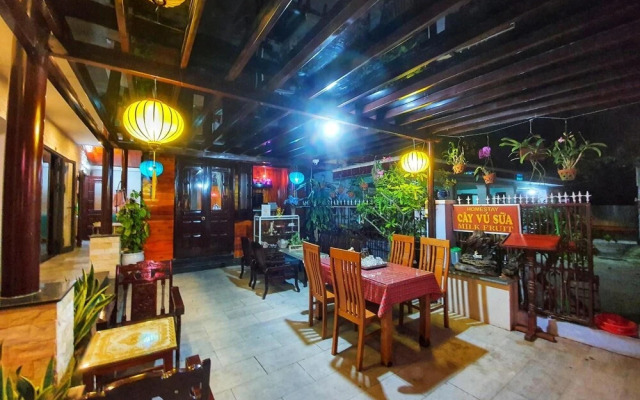 Milk Fruit Homestay