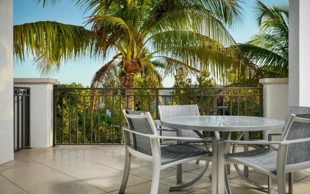 Naples Bay Resort & Marina