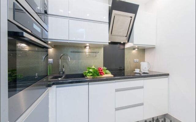 P&O Rynek Starego Miasta 2