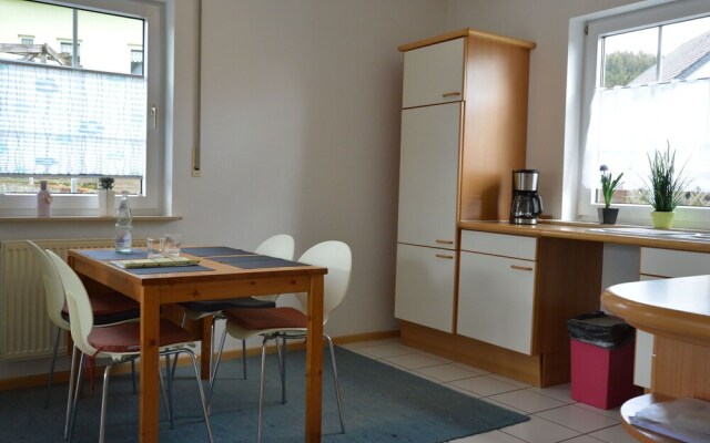 Comfy Apartment in Zendscheid near Forest