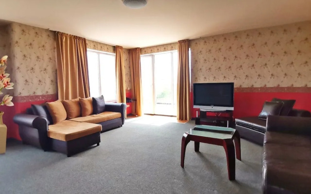 Twins Palace Apart Hotel