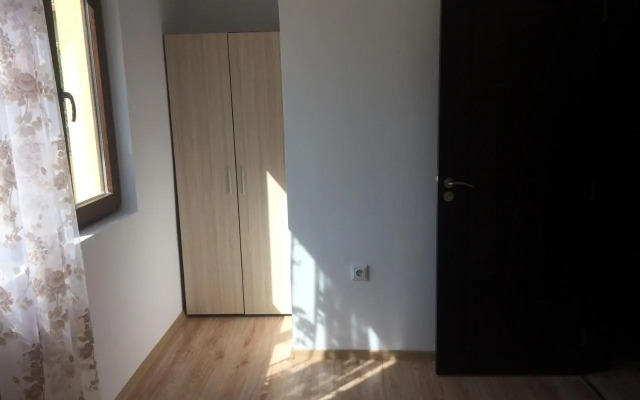 Villa Milagro Apartments