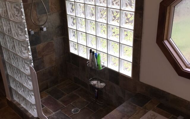 Volcano Acres Ranch B&B