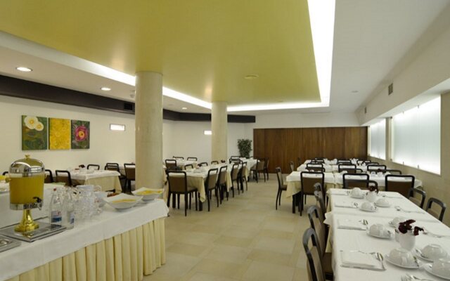 Hotel Cinquentenário & Conference Center