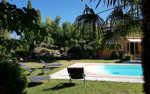 L'Houstalet des Serniers