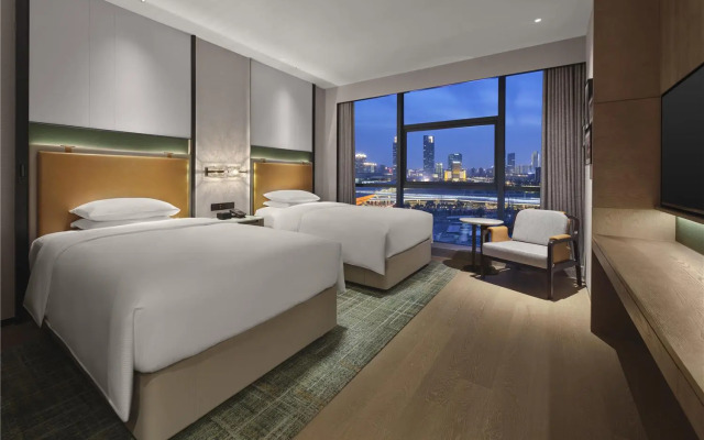 Doubletree By Hilton Zhengzhou East