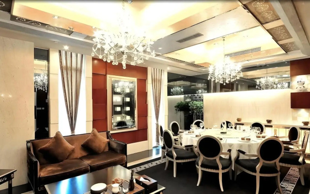 Rainbird International Hotel