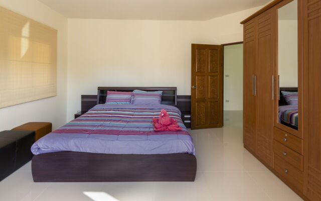 Ratana Villa - Pattaya Holiday House Walking Street