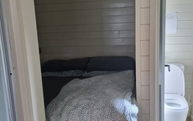 Glamping Hut - Riverview 4