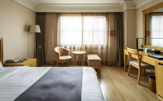 Shangria Beach Tourist Hotel