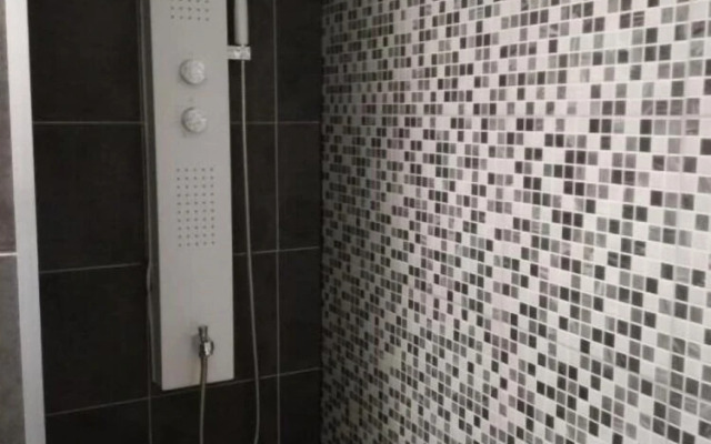 Xena - Comfort and Spacious - A1 Grey