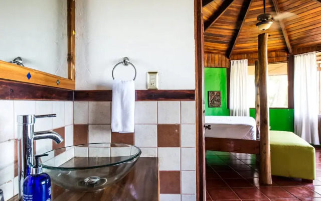 Playa Junquillal Eco Resort