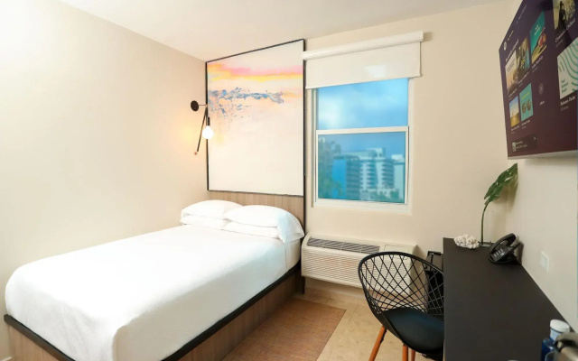 The Tryst Beachfront Hotel