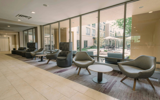 Courtyard by Marriott Nashua