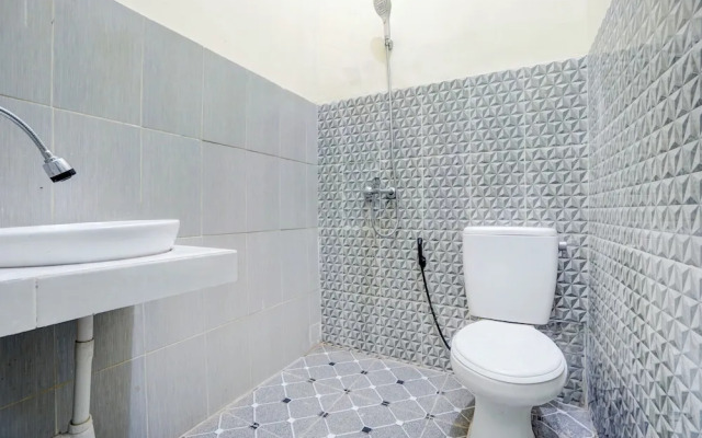 OYO Life 93290 Homestay Betro Syariah