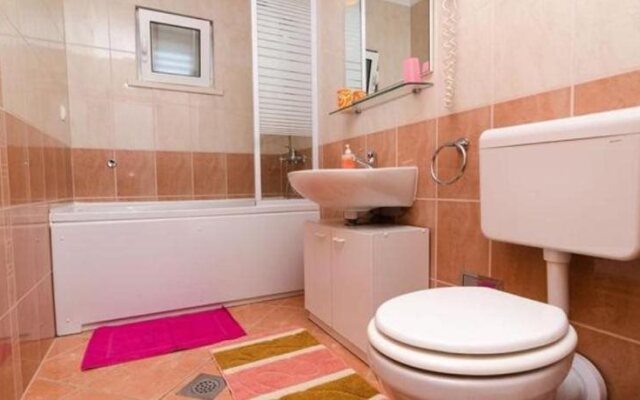 Apartments Baltazar with Sea View&Jacuzzi