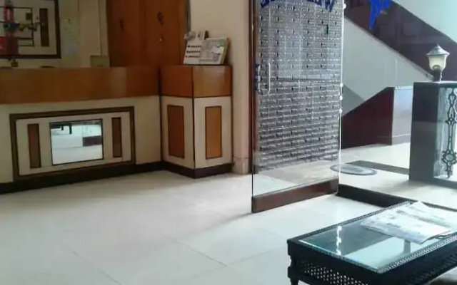 Goroomgo Hotel Good Luck Raipur