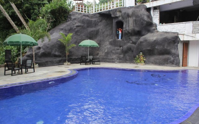 Sunray Hotel