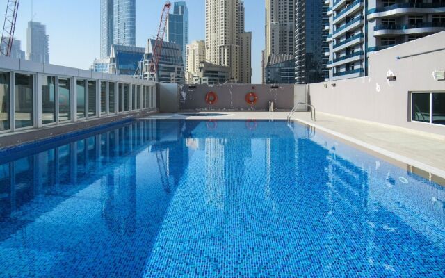Lively & Spacious 1BR Loft in Dubai Marina