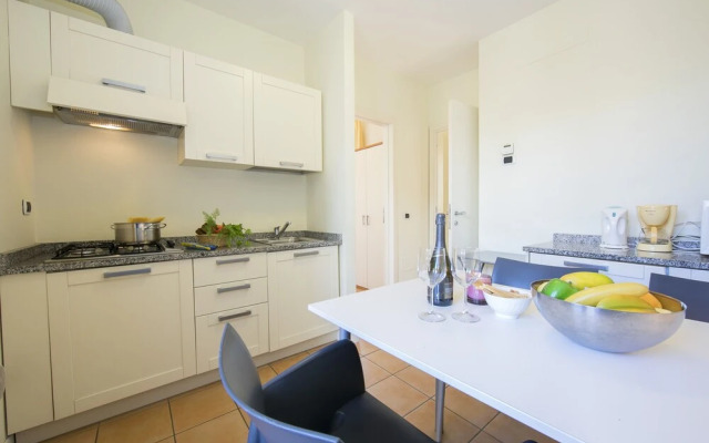 Porto Letizia Begonia 5