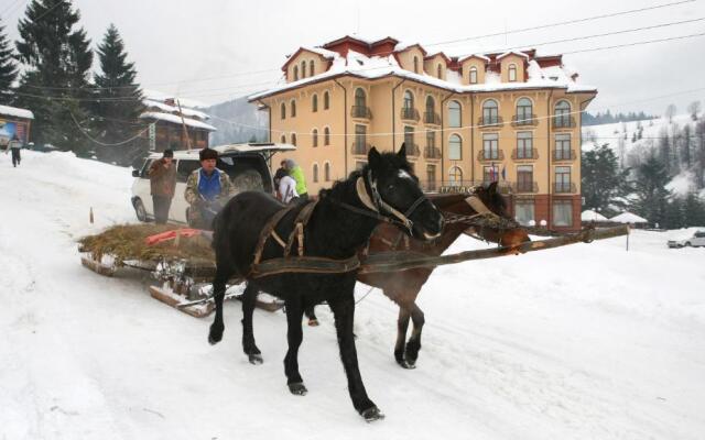 Гранд Отель Пилипец